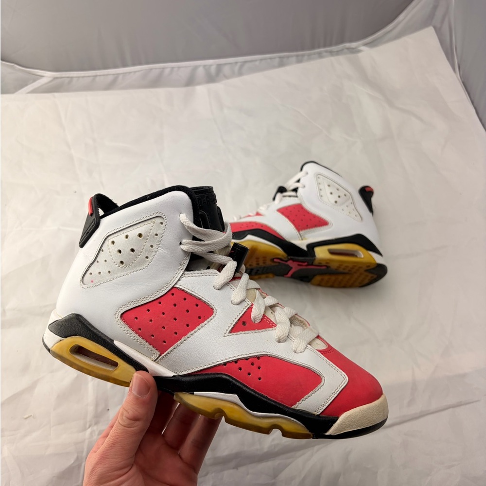 Air Jordan 6 Size 4.5Y